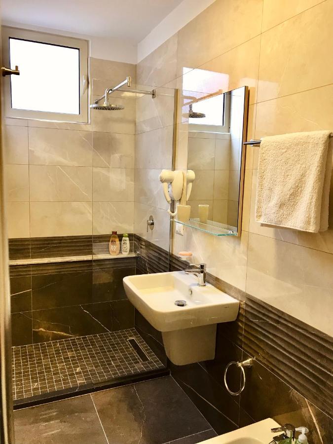 Home Away From Home Apartment Durrës Zewnętrze zdjęcie