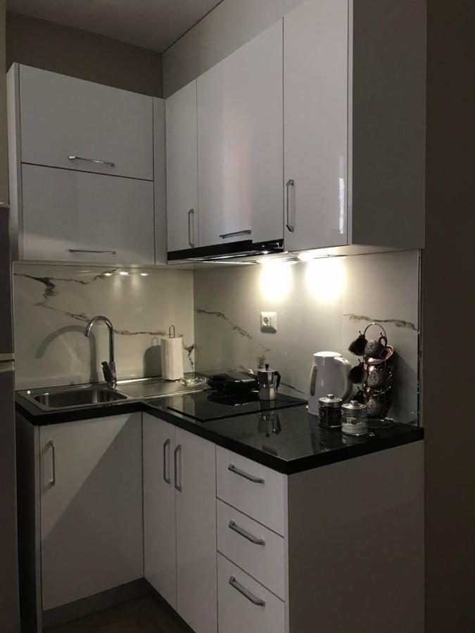 Home Away From Home Apartment Durrës Zewnętrze zdjęcie