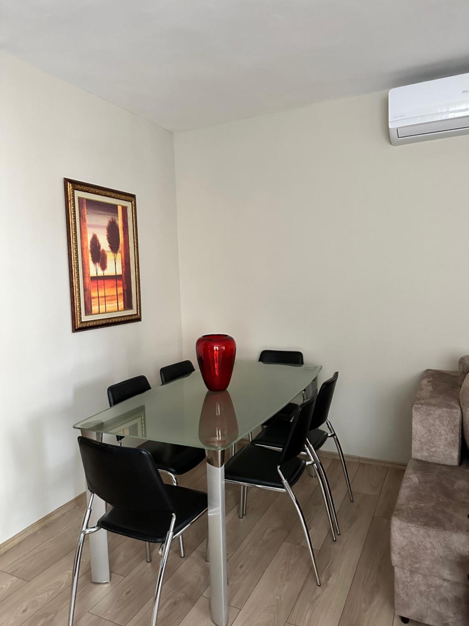Home Away From Home Apartment Durrës Zewnętrze zdjęcie
