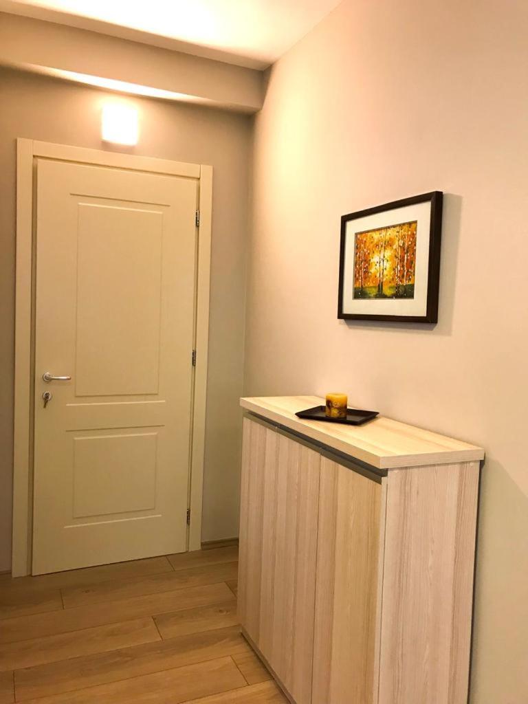 Home Away From Home Apartment Durrës Zewnętrze zdjęcie